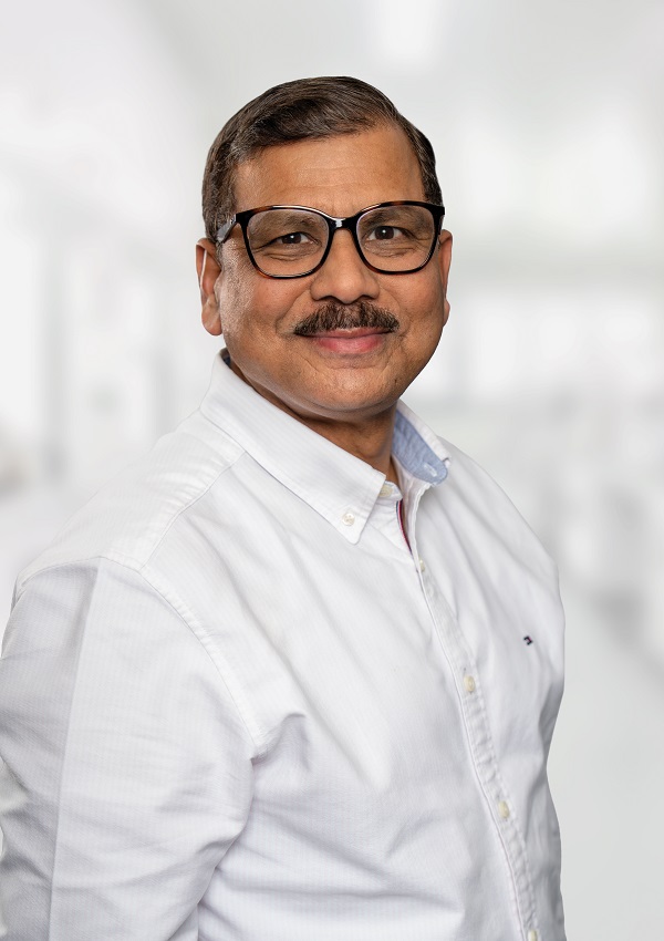 Dr. Alfred Iqbal